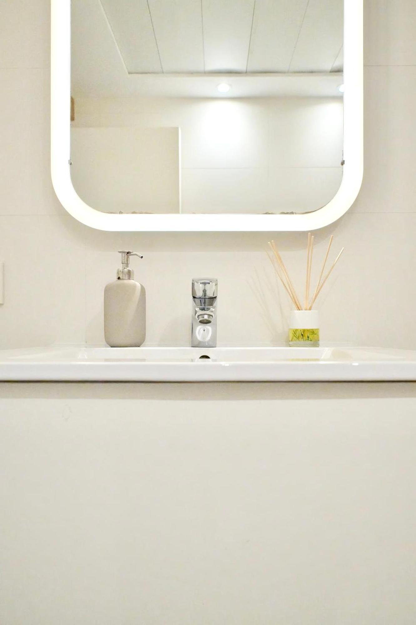 Apartamento De Diseno En La Plaza Del Carmen F1 Valencia Buitenkant foto