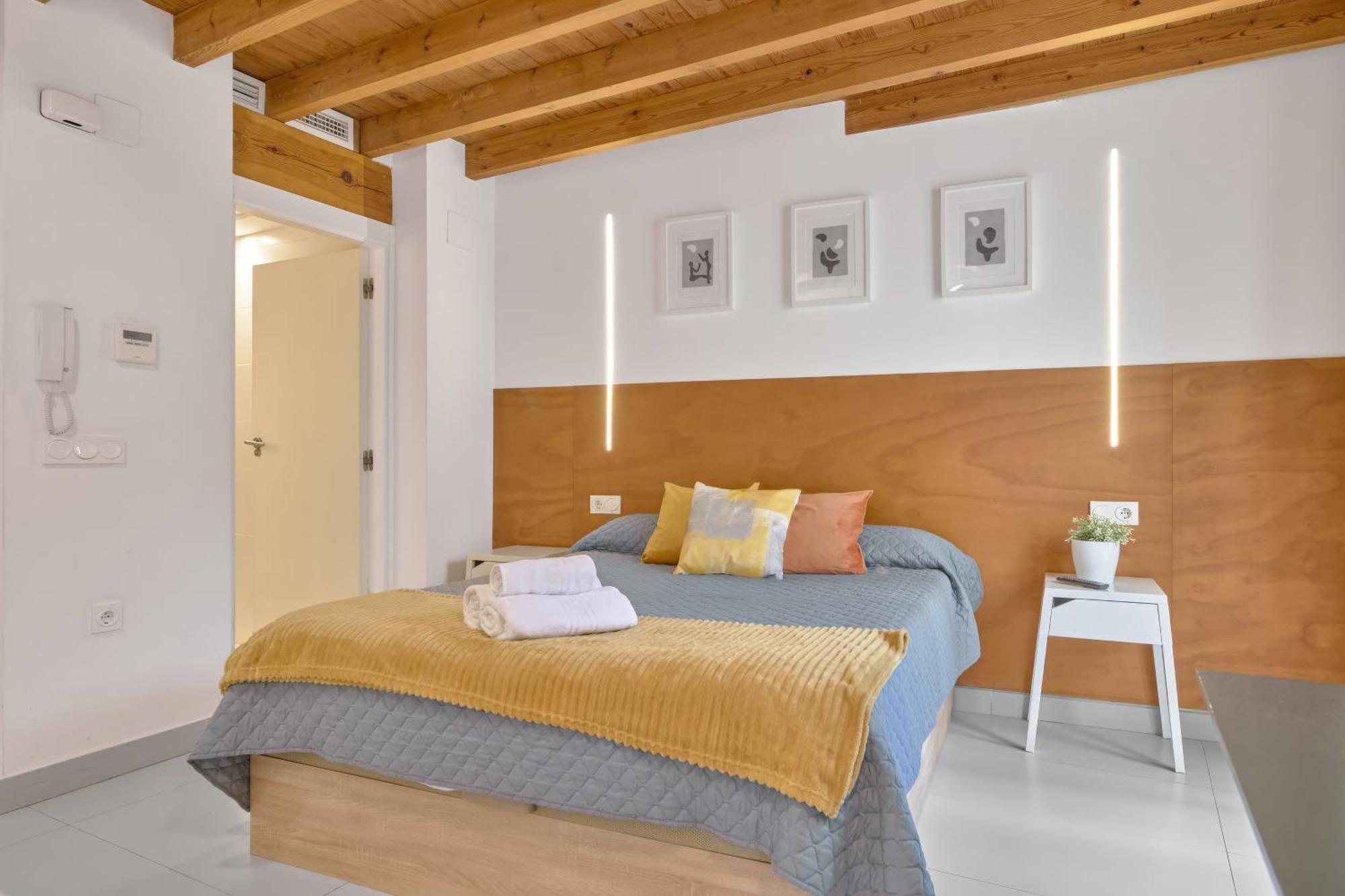 Apartamento De Diseno En La Plaza Del Carmen F1 Valencia Buitenkant foto