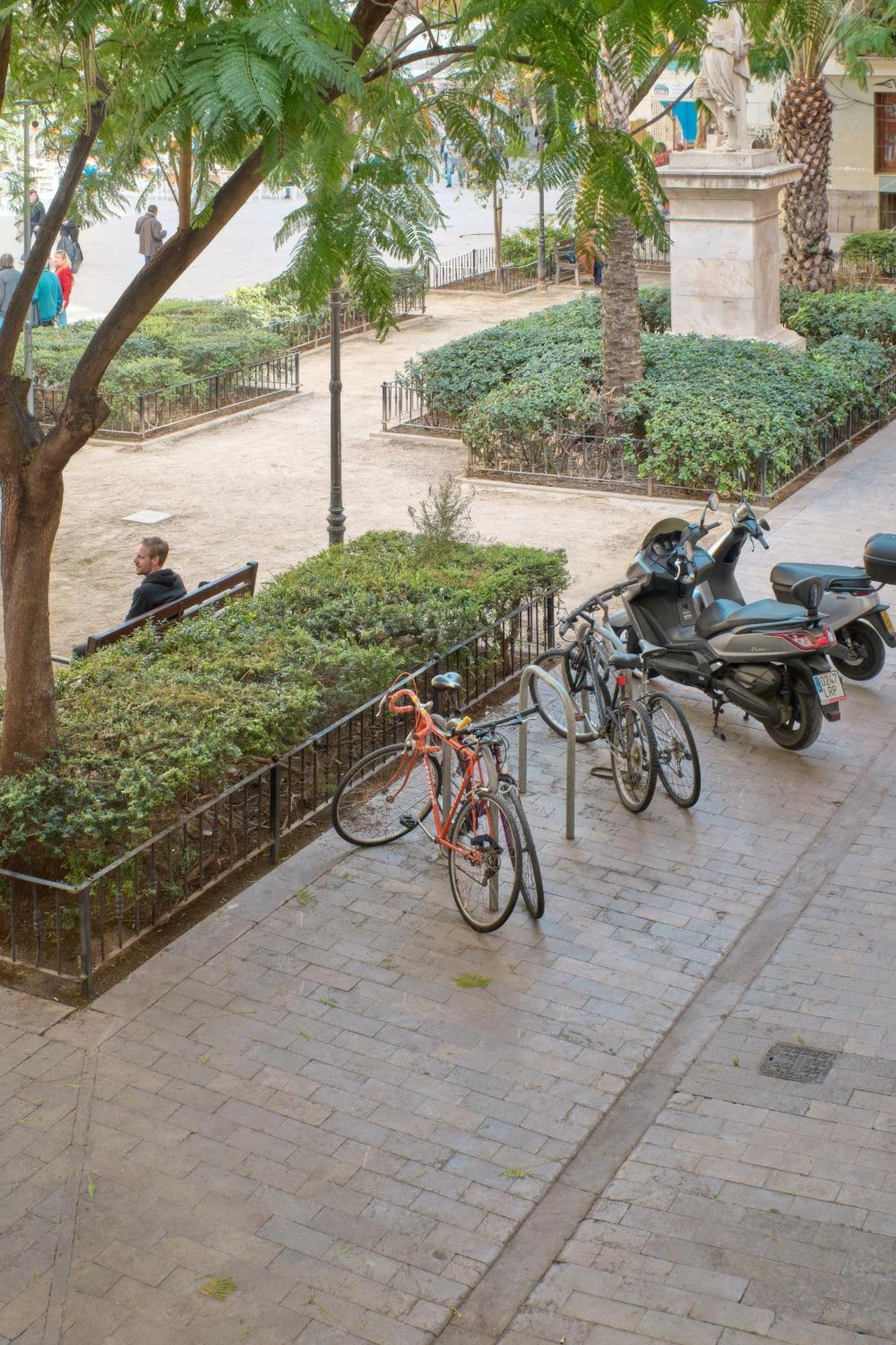 Apartamento De Diseno En La Plaza Del Carmen F1 Valencia Buitenkant foto
